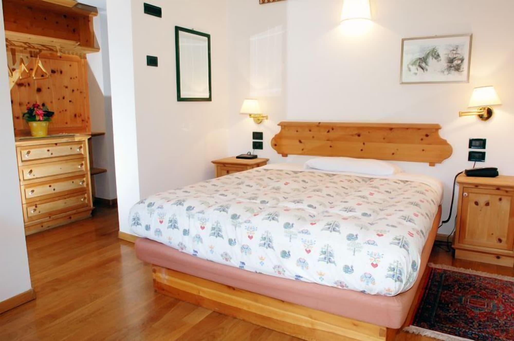 Laurino Hotel Moena Luaran gambar